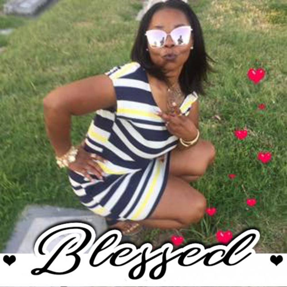 Meet your Posher, Shamika